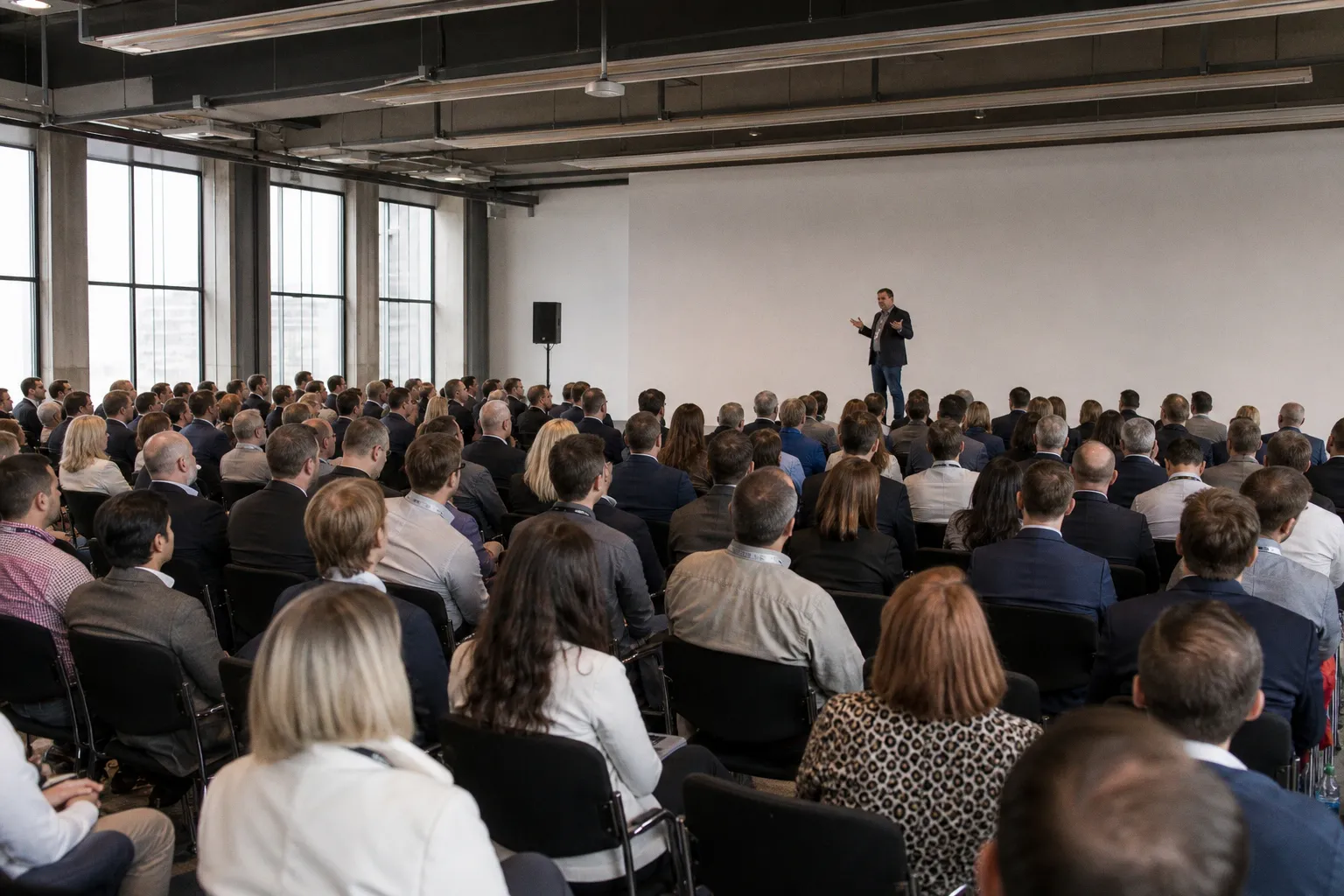 Keynote Speakers on Economic Trends | Futurist Scott Steinberg