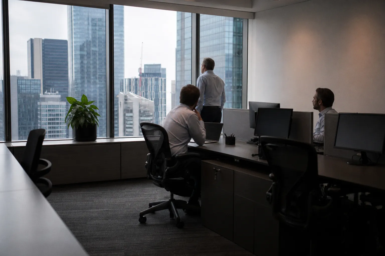 Private equity fund investors turn to debt-like deals in downturn